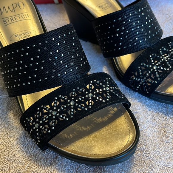 Excellent condition Impo memory foam slip on wedge shoes with rhinestones - Picture 4 of 11